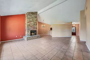 1116 W Castlewood Ave, Friendswood, TX 77546 - Photo 7