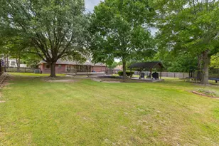 2807 Shadow Lawn St, Brenham, TX 77833 - Photo 37