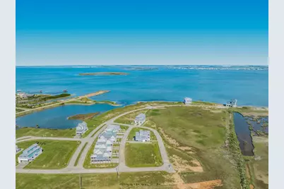 1626 Brown Pelican Bend, Galveston, TX 77554 - Photo 7
