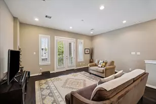 1917 Shearn St, Houston, TX 77007 - Photo 15
