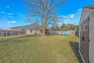 1733 Rock Hollow Loop, Bryan, TX 77807 - Photo 27