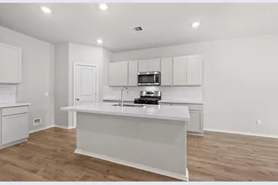 208 Rose Laurel Drive, Alvin, TX 77511 - Photo 3