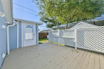 5828 Avenue T, Galveston, TX 77551 - Photo 23