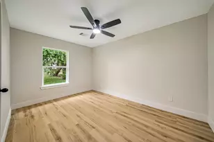5107 Kingsbury St, Houston, TX 77021 - Photo 9