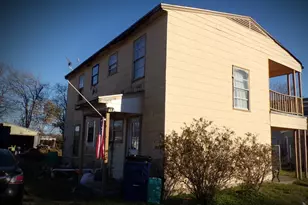 618 N 11th St, Texas City, TX 77590 - Photo 3