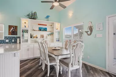 22105 Deaf P Smith Drive, Galveston, TX 77554 - Photo 15
