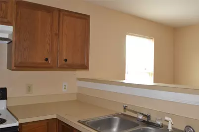 304 Dell Court #6, Houston, TX 77009 - Photo 19