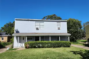 1136 5th Ave N, Texas City, TX 77590 - Photo 11