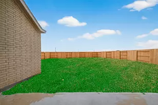 2510 Shallow Lk Ln, Iowa Colony, TX 77583 - Photo 33