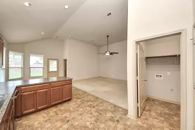 5507 Rustling Gates Lane, Katy, TX 77449 - Photo 17