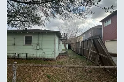 2543 Bevis Street, Houston, TX 77008 - Photo 9