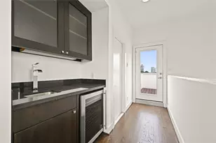 1724 Woodhead St, Houston, TX 77019 - Photo 21