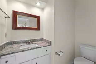 131 Shadowood St, Conroe, TX 77304 - Photo 19