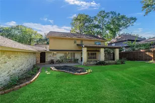 131 Shadowood St, Conroe, TX 77304 - Photo 29