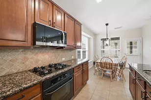 21607 Venture Park Dr, Richmond, TX 77406 - Photo 11