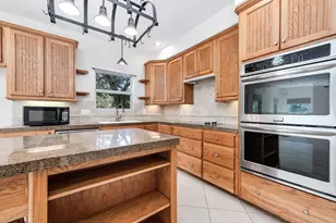 20610 Live Oak Dr, Damon, TX 77430 - Photo 15