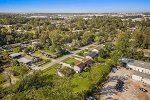 5741 Schutz St, Houston, TX 77032 - Photo 5