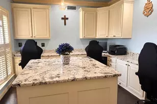 4770 Elmhurst Dr, Beaumont, TX 77706 - Photo 5