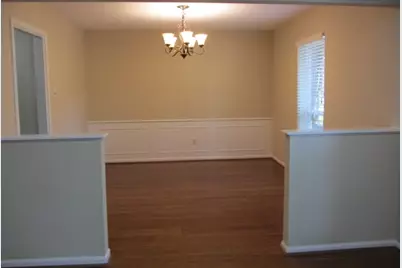 603 Hillcrest Drive, Huntsville, TX 77340 - Photo 3