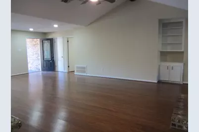 603 Hillcrest Drive, Huntsville, TX 77340 - Photo 7