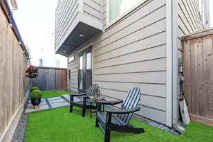 10909 Upland Retreat Dr, Houston, TX 77043 - Photo 19