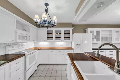 12034 Texas National Boulevard, Willis, TX 77378 - Photo 15