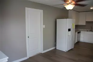 5400 E Sheldon St, Houston, TX 77008 - Photo 13