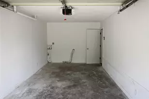 5400 E Sheldon St, Houston, TX 77008 - Photo 9