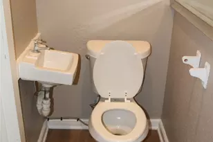 5400 E Sheldon St, Houston, TX 77008 - Photo 7