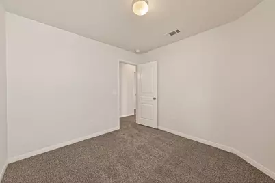 2706 Skyview Silver Drive, Houston, TX 77047 - Photo 19