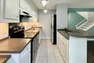3502 Burlington St, Houston, TX 77006 - Photo 5