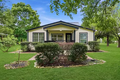4622 Hill Side Lane, Needville, TX 77461 - Photo 1