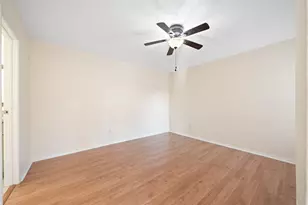 2750 Holly Hall St, Houston, TX 77054 - Photo 11