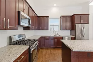 960 W 24th St, Houston, TX 77008 - Photo 23
