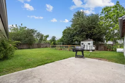 3002 Ohio Street, League City, TX 77573 - Photo 35