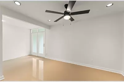 10211 Willowgrove Drive, Houston, TX 77035 - Photo 29