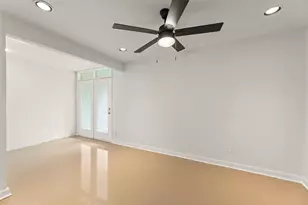 10211 Willowgrove Dr, Houston, TX 77035 - Photo 29