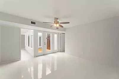 10211 Willowgrove Drive, Houston, TX 77035 - Photo 19