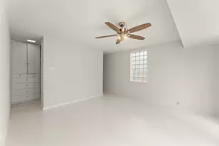 10211 Willowgrove Dr, Houston, TX 77035 - Photo 21