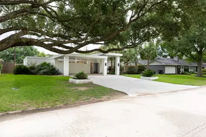 10211 Willowgrove Drive, Houston, TX 77035 - Photo 3