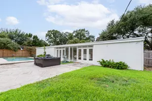 10211 Willowgrove Dr, Houston, TX 77035 - Photo 39