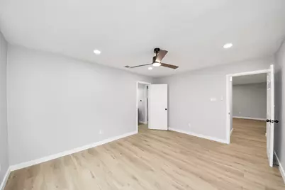 3234 Pebble Lake Drive, Sugar Land, TX 77479 - Photo 15