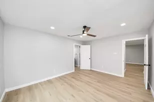 3234 Pebble Lake Dr, Sugar Land, TX 77479 - Photo 15