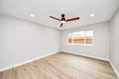 3234 Pebble Lake Drive, Sugar Land, TX 77479 - Photo 13