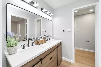 3234 Pebble Lake Drive, Sugar Land, TX 77479 - Photo 35