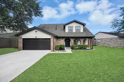 3234 Pebble Lake Drive, Sugar Land, TX 77479 - Photo 5