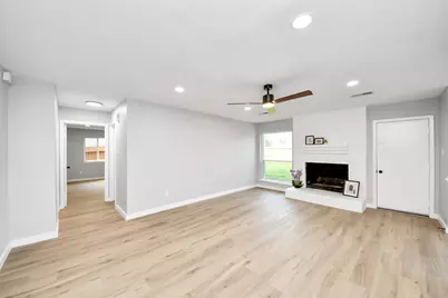3234 Pebble Lake Drive, Sugar Land, TX 77479 - Photo 29