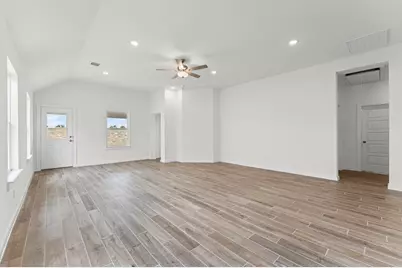 3214 Emerald Hills Dr, Angleton, TX 77516 - Photo 13