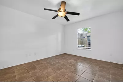 2735 Woodridge Manor Drive, Houston, TX 77087 - Photo 7