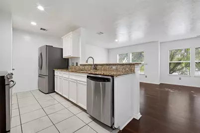 2735 Woodridge Manor Drive, Houston, TX 77087 - Photo 15